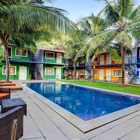 Treebo Morjim Banyan Resort Exterior photo