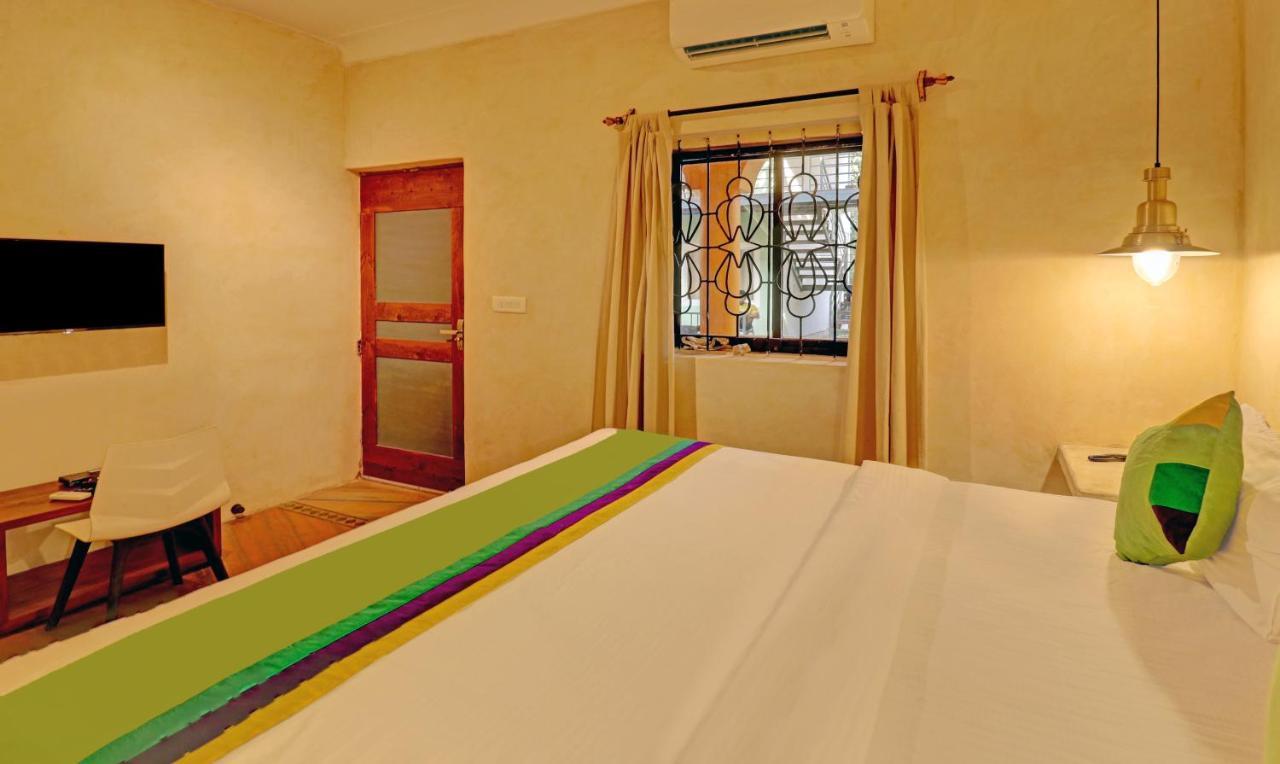 Treebo Morjim Banyan Resort Exterior photo