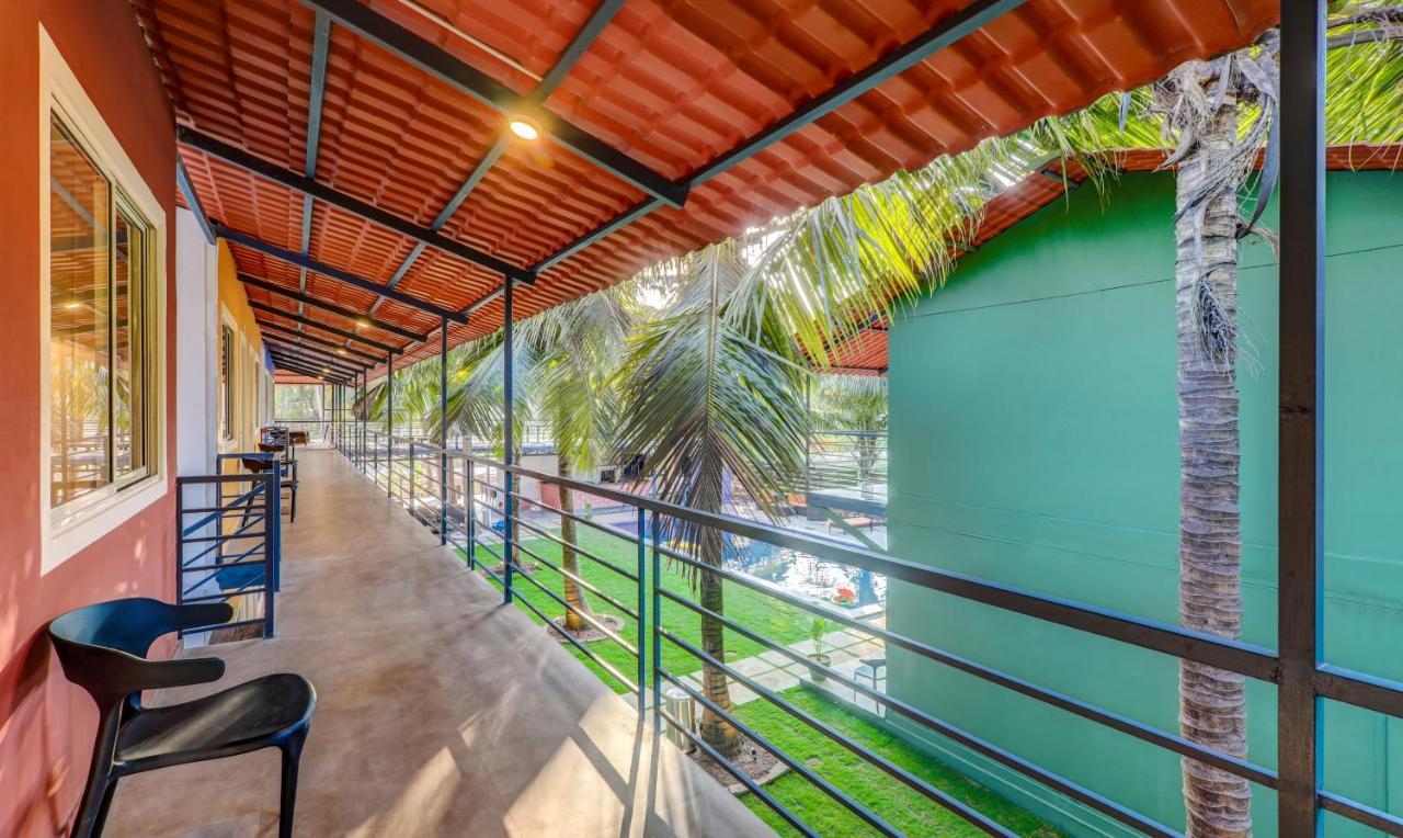 Treebo Morjim Banyan Resort Exterior photo